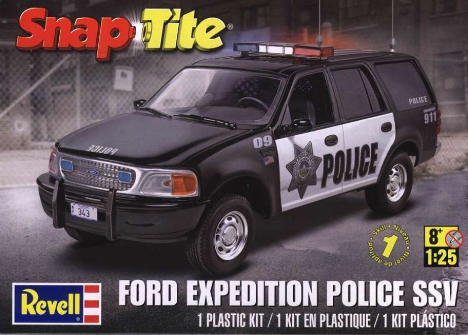 851972 1/25 '97 Ford Police Expedition