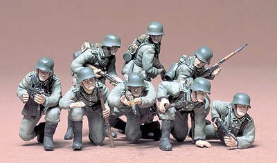 1/35 German Panzer Grenadiers Plastic Model