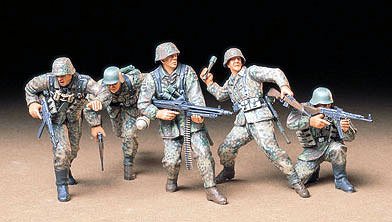 1/35 German Front Line Infantry