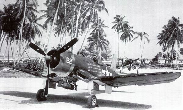 60325 1/32 Vought F4U-1A Corsair