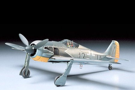 1/48 Focke Wulf FW190 A3 Plastic Model